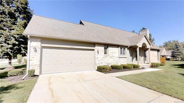 24600-Edgewood-Drive-Briarwood-Condo-of-Novi-09232