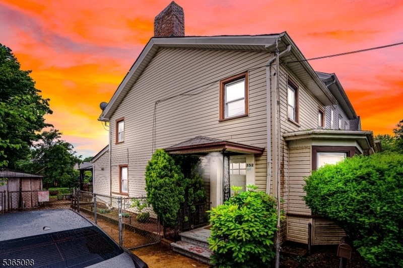 For Rent $2,500/month