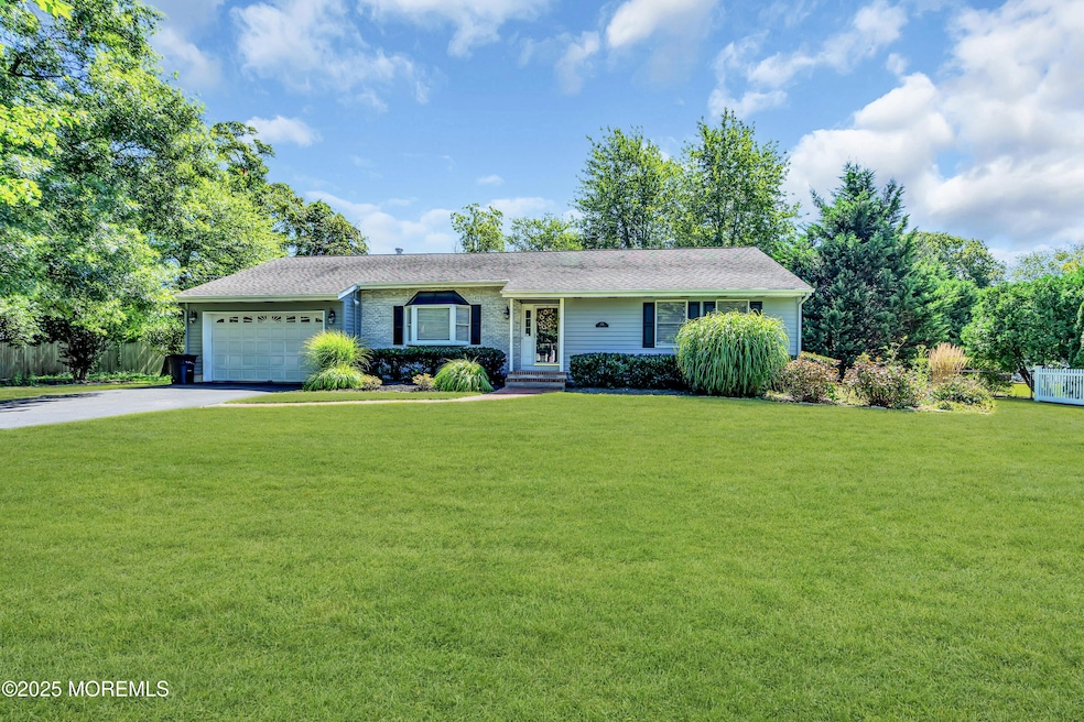 924 Birch Dr, Brielle, NJ 08730 - photo 1