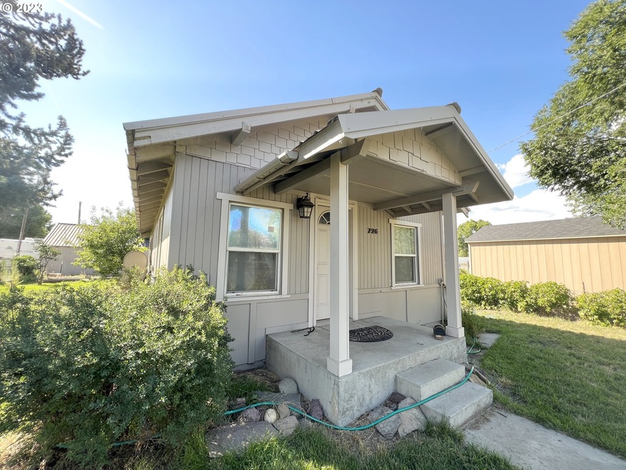 726 S Bridge St, Prairie City, OR 97869 - photo 1