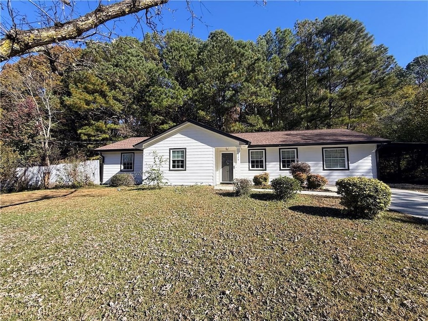 3174 Newcastle Way, Snellville, GA 30039 - photo 1