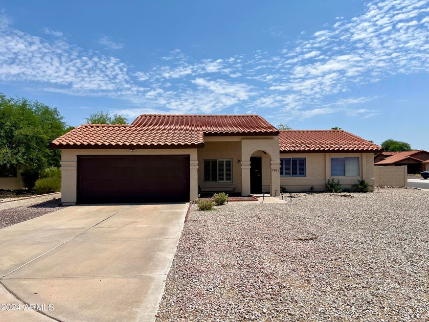 1501 N Tamarisk Dr, Chandler, AZ 85224 - photo 1