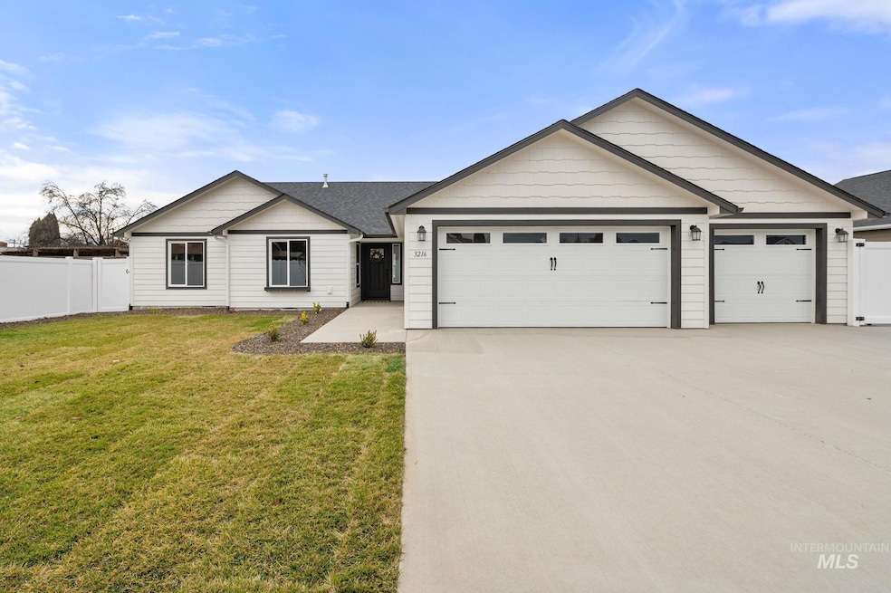 3216 Blackhawk Ct, Lewiston, ID 83501 - photo 1