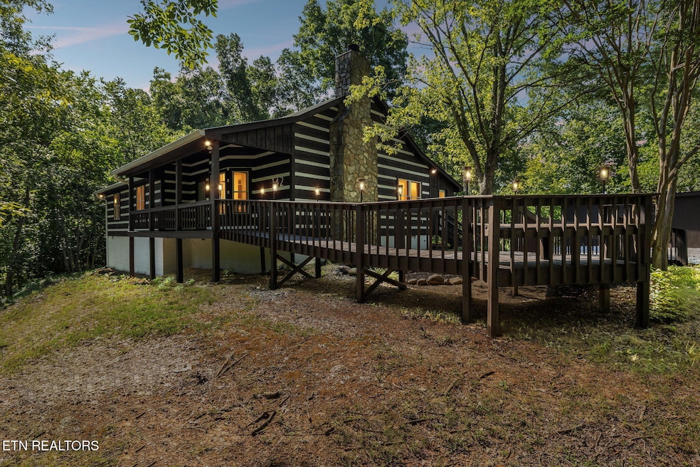 55-web-or-mls-142 Campbell Way - VD - 1