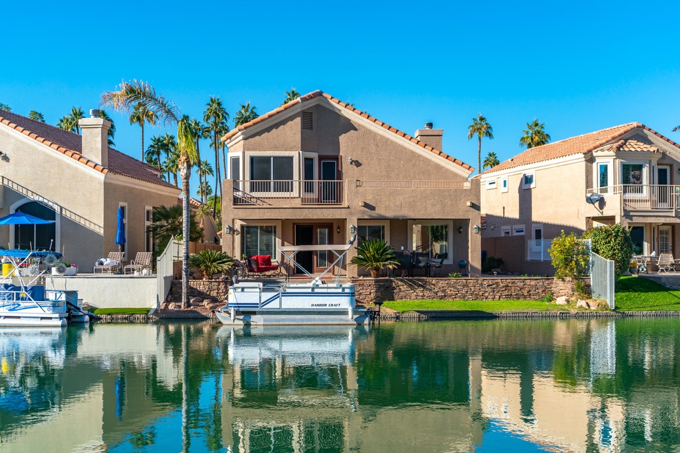 Waterfront Home - The Islands