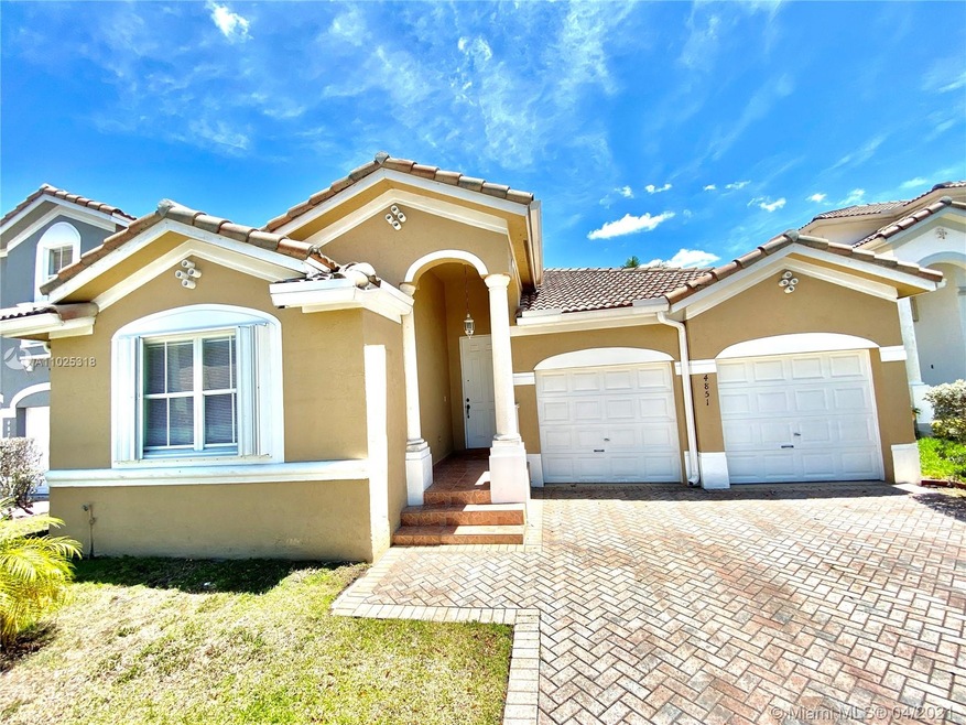 4851 NW 112th Ct, Doral, FL 33178 - photo 1