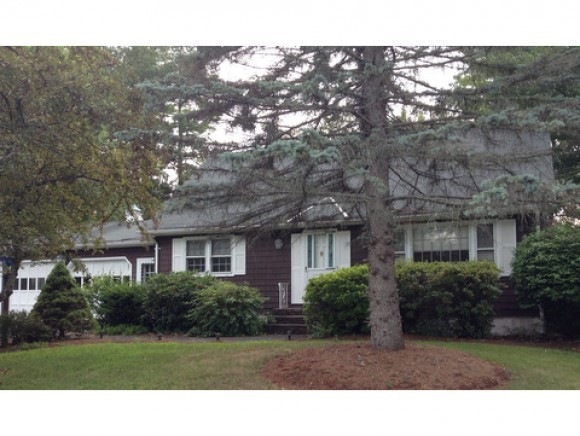 43 Sanborn Dr, Nashua, NH 03063 - photo 1