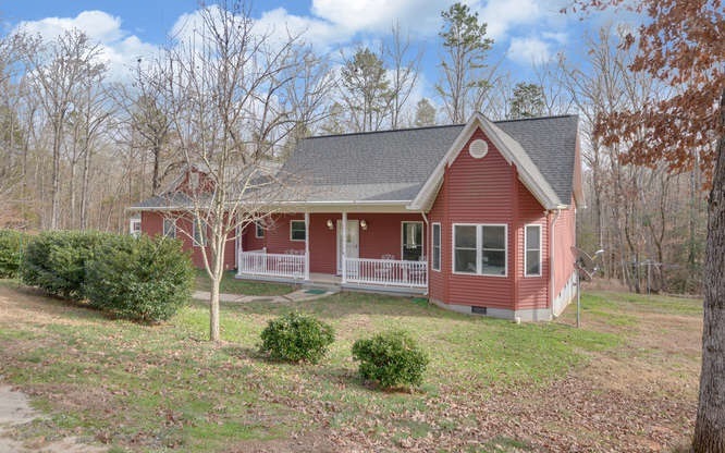 1088 Edgewood Dr, Elberton, GA 30635 - photo 1