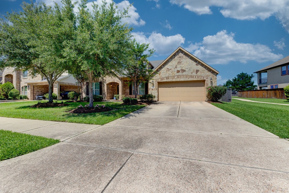 3702 Walker Falls Ln, Fulshear, TX 77441 - photo 1