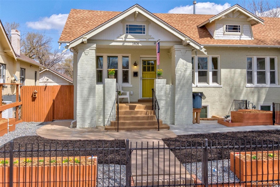 Terrific duplex w/ lock-off 3bed/1bath lower level