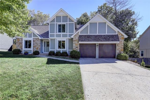 7533 Westgate St, Shawnee, KS 66216 - photo 1