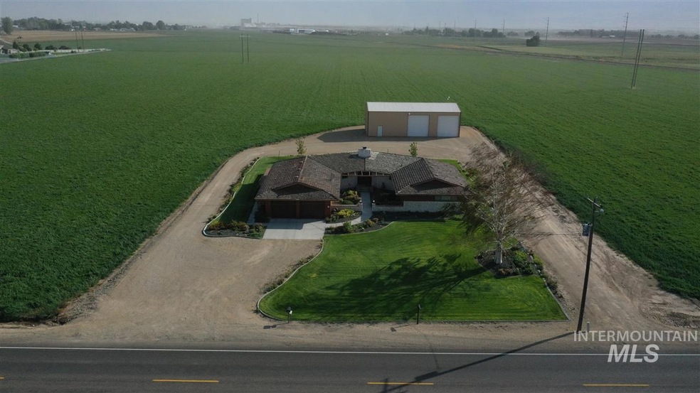 9359 Ustick Rd, Nampa, ID 83687 - photo 1