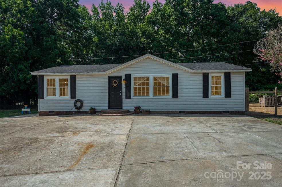 Sold $250,000 • Co-Listing Agent