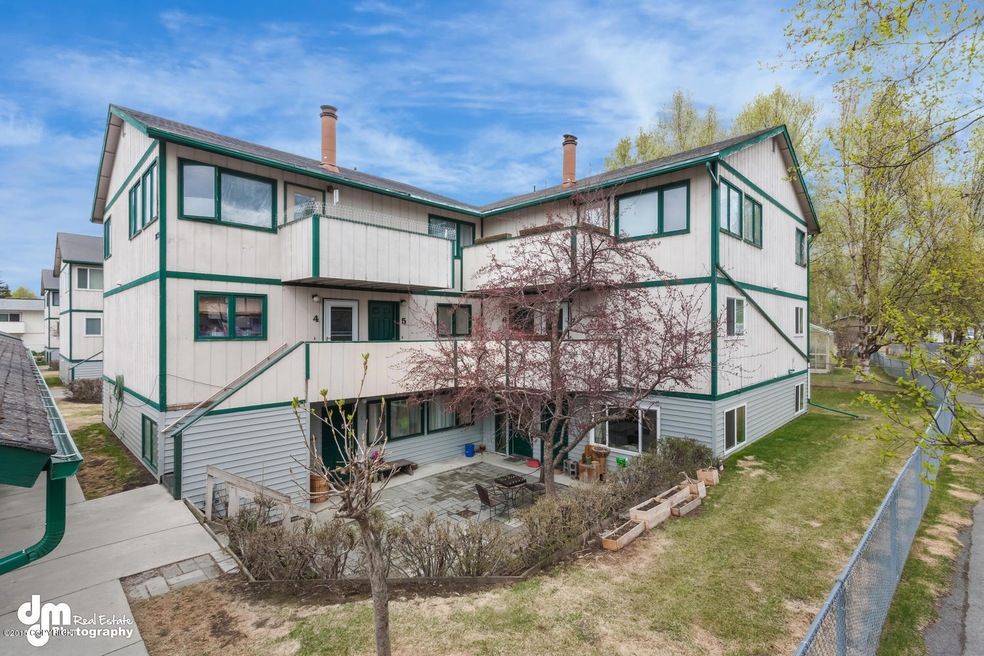 7075 Weimer Road #6