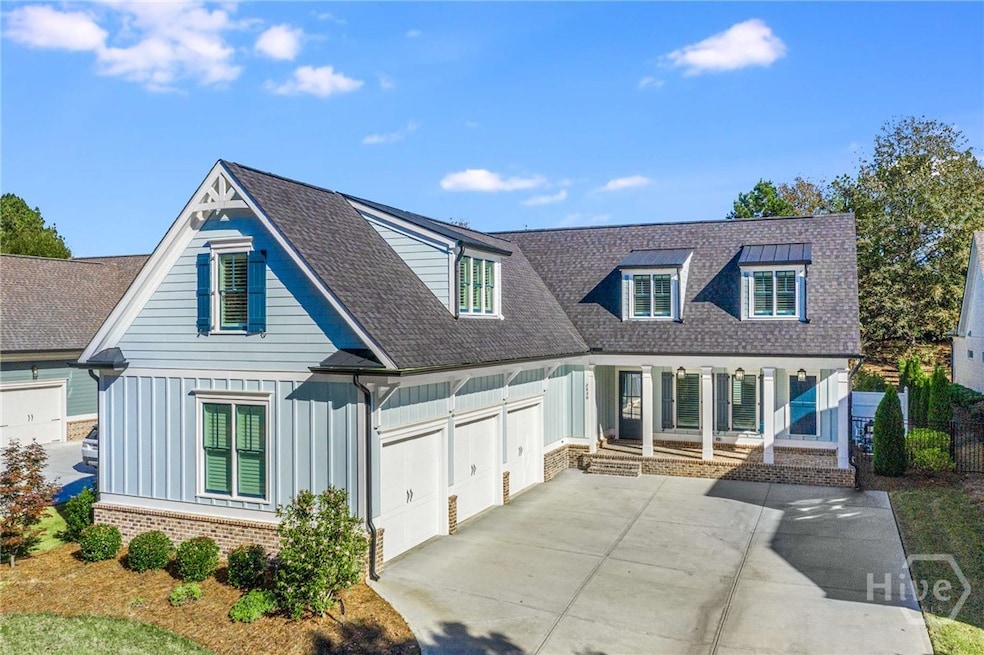 ELEGENT COURTYARD HOME