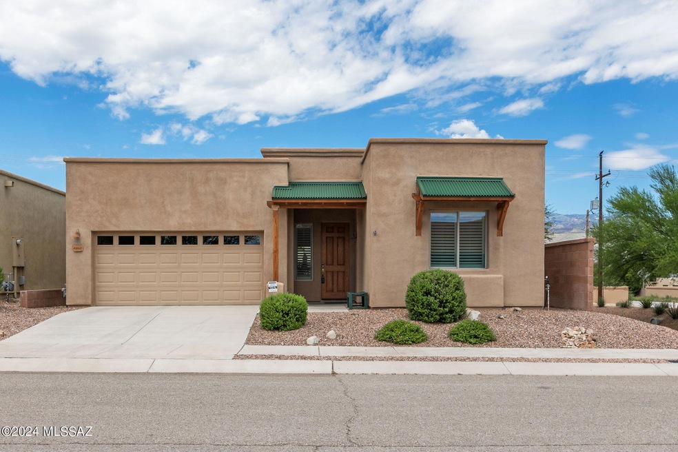 1-web-or-mls-8985 E Write School Loop -