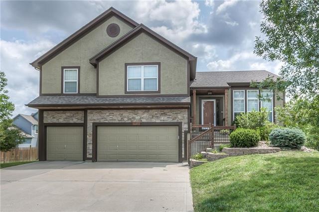 5423 Payne St, Shawnee, KS 66226 - photo 1