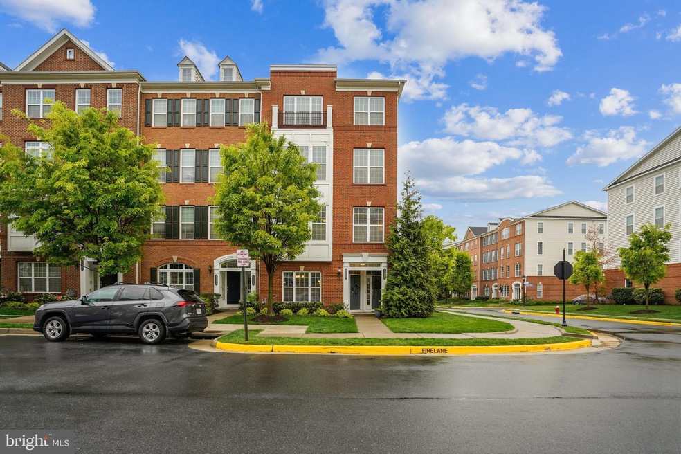 43087 Thoroughfare Gap Terrace, Ashburn, VA 20148 - photo 1