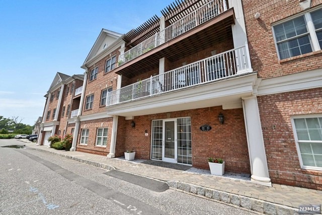 1203 Rio Vista Ln unit CT203, Northvale, NJ 07647 - photo 1