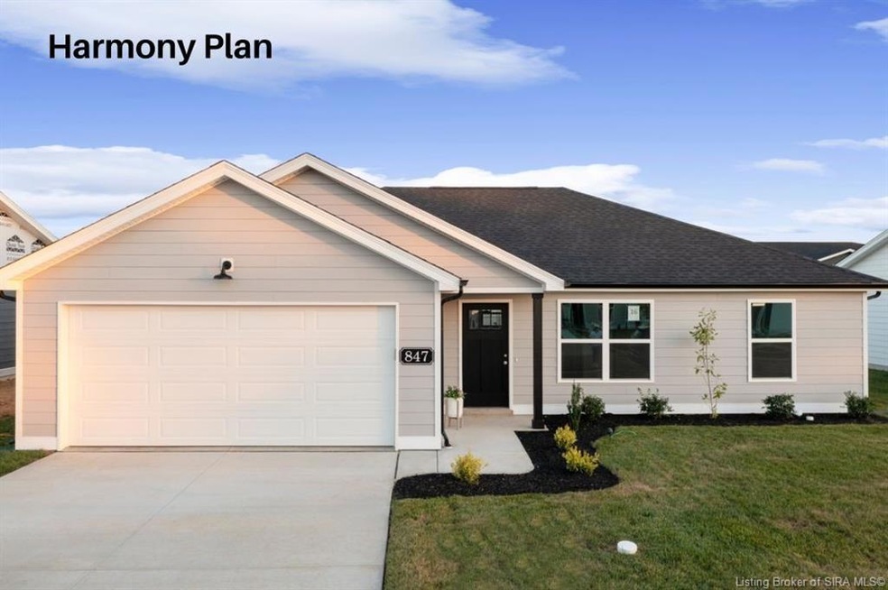 847 Wolf Run Park Blvd, Jeffersonville, IN 47130 - photo 1