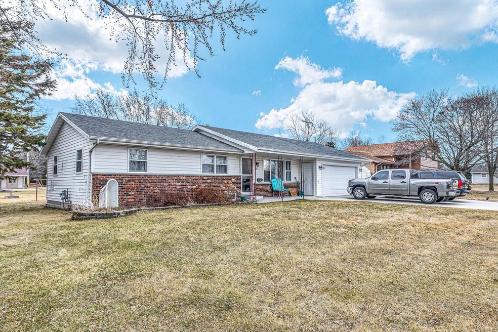 424 South 3rd, Cedar Grove 32