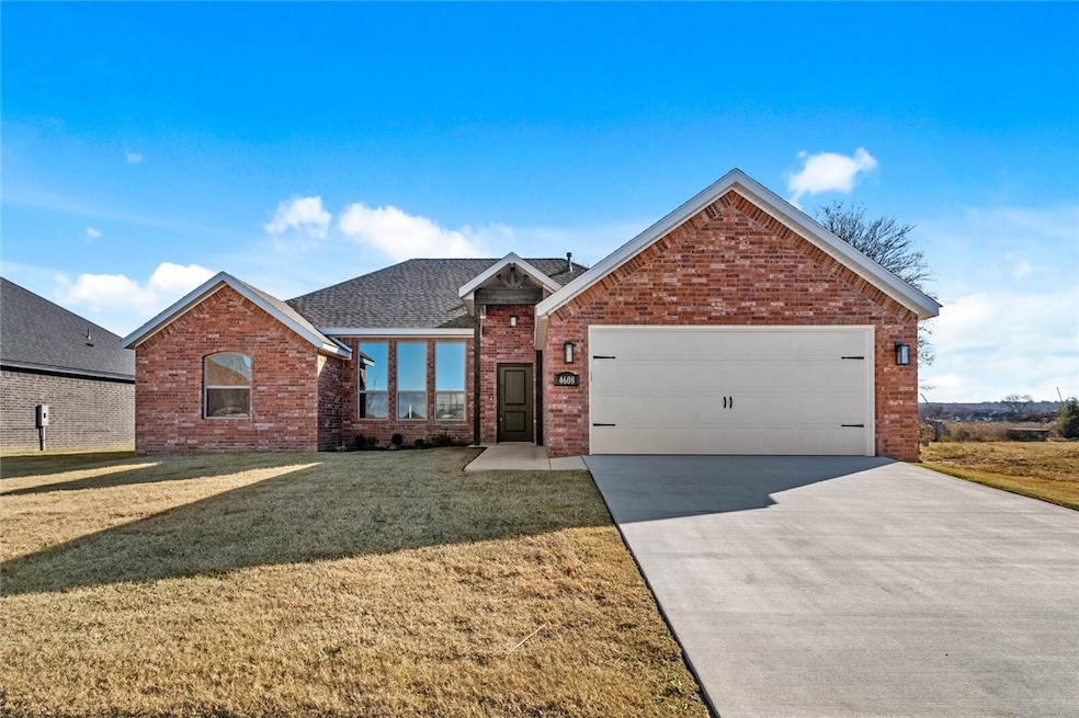 4608 W Triangle St, Fayetteville, AR 72704 - photo 1