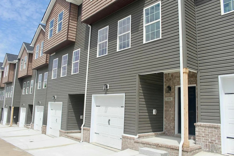 For Rent $1,900/month