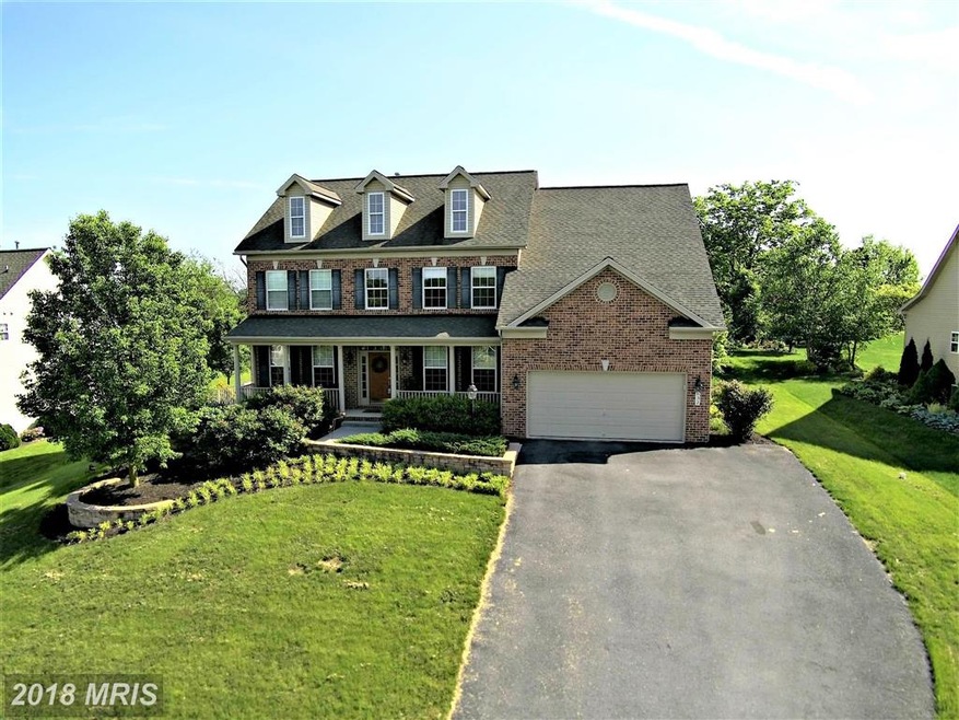 632 Shannon Dr N, Greencastle, PA 17225 - photo 1