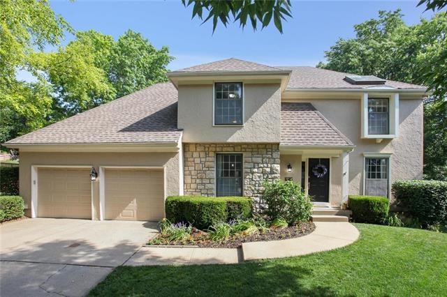 8504 Hallet St, Lenexa, KS 66215 - photo 1