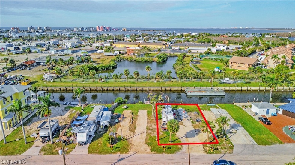 863 Oak Street Fort Myers Beach (San Carlos Island