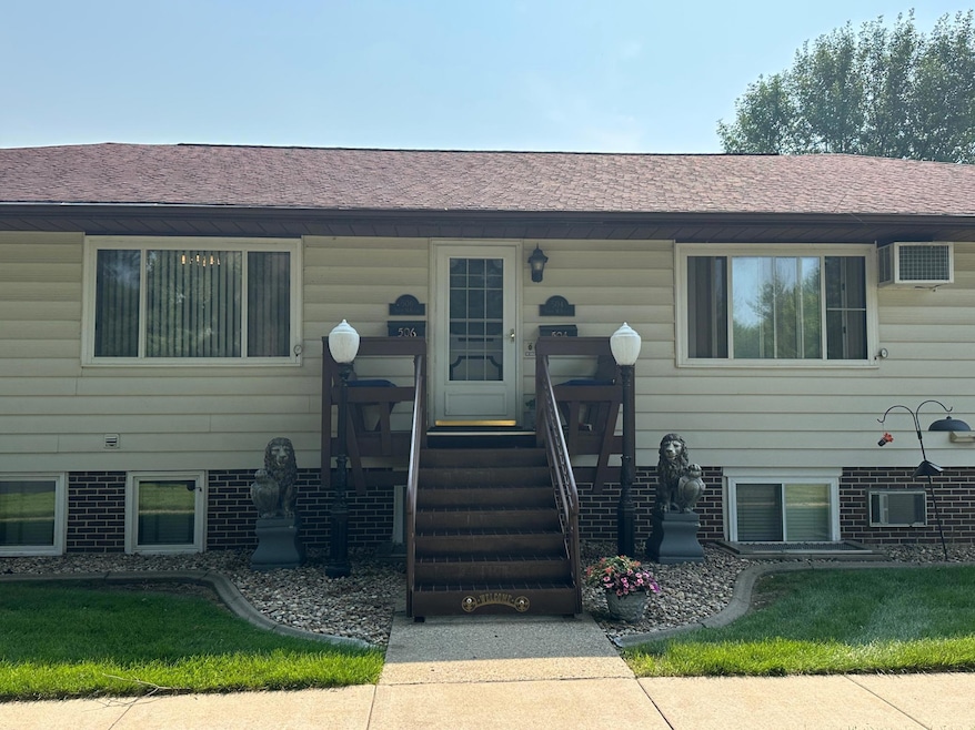 For Rent $925/month