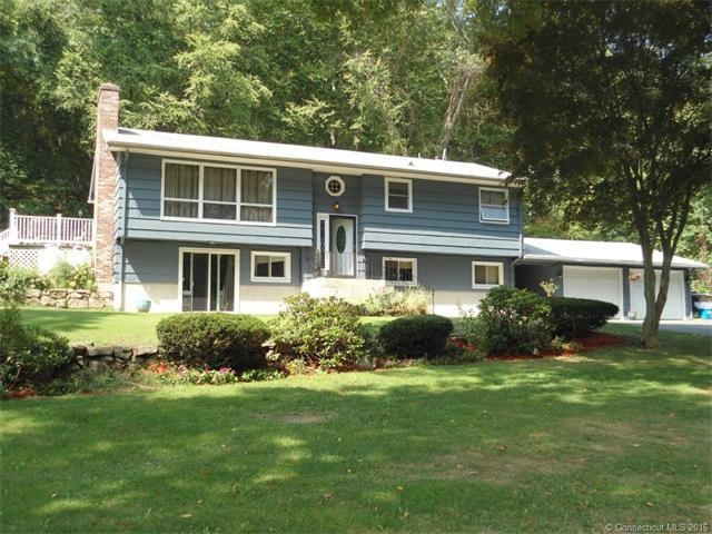 Front of house and property