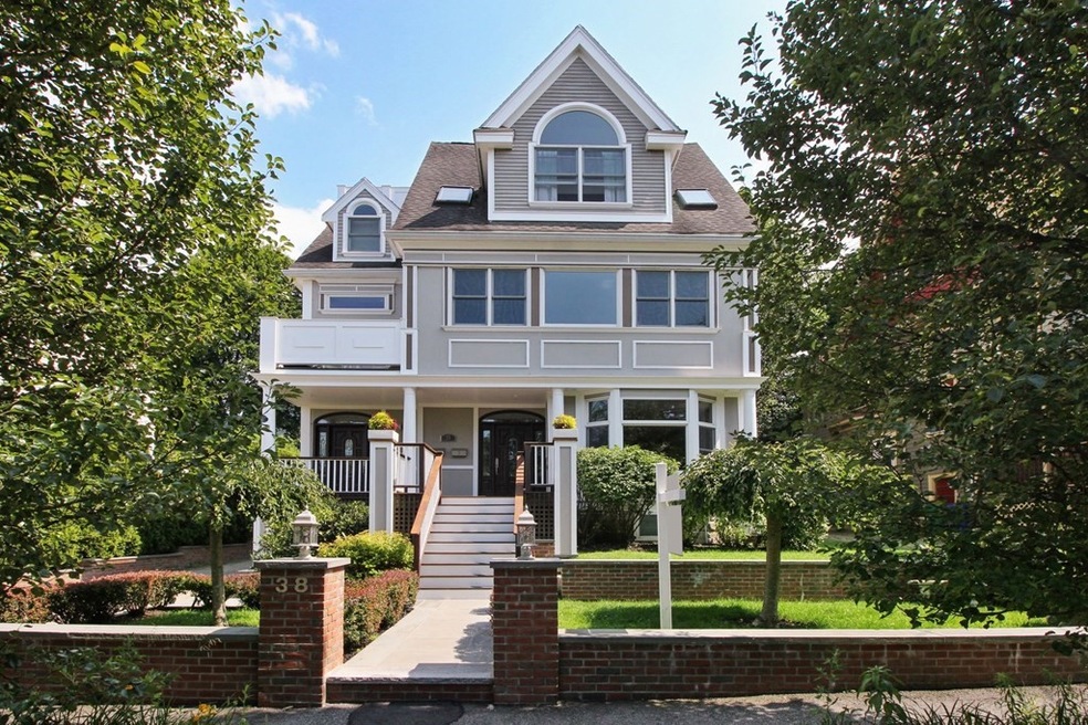 38 Braeland Ave unit 2, Newton Center, MA 02459 - photo 1