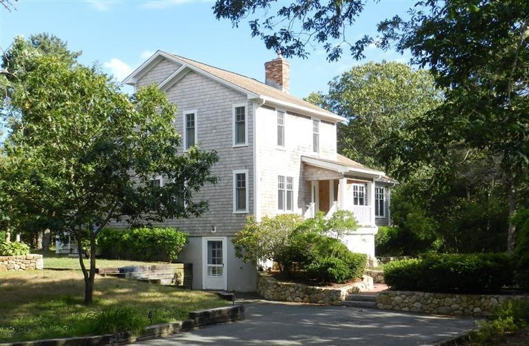 71 Pilgrim Rd, Edgartown, MA 02539 - photo 1
