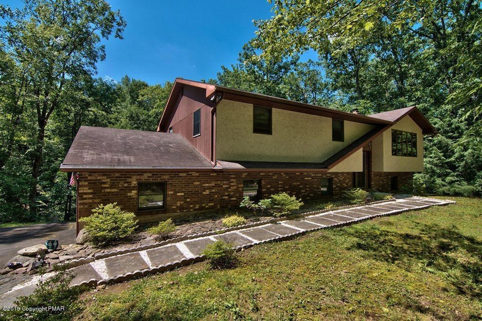 210 Turkey Ln, Cresco, PA 18326 - photo 1