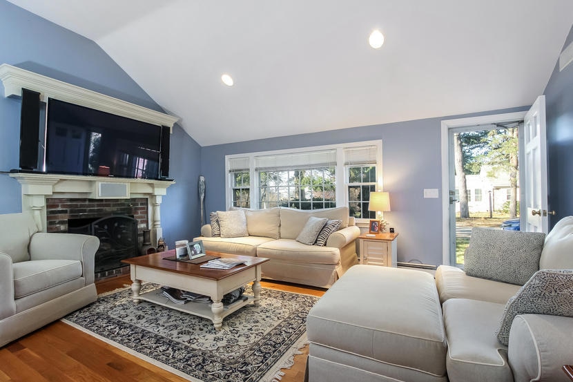 005-photo-living-room-6624821