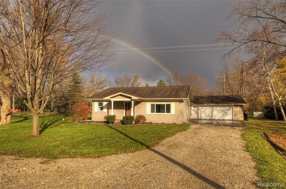 3351 Seymour Rd, Swartz Creek, MI 48473 - photo 1