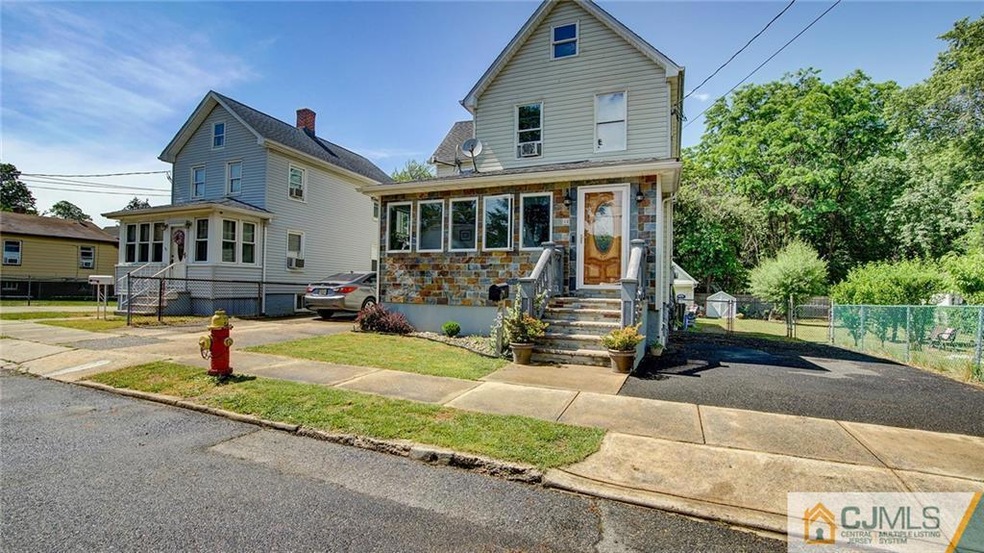 Sold $460,000 • Co-Listing Agent