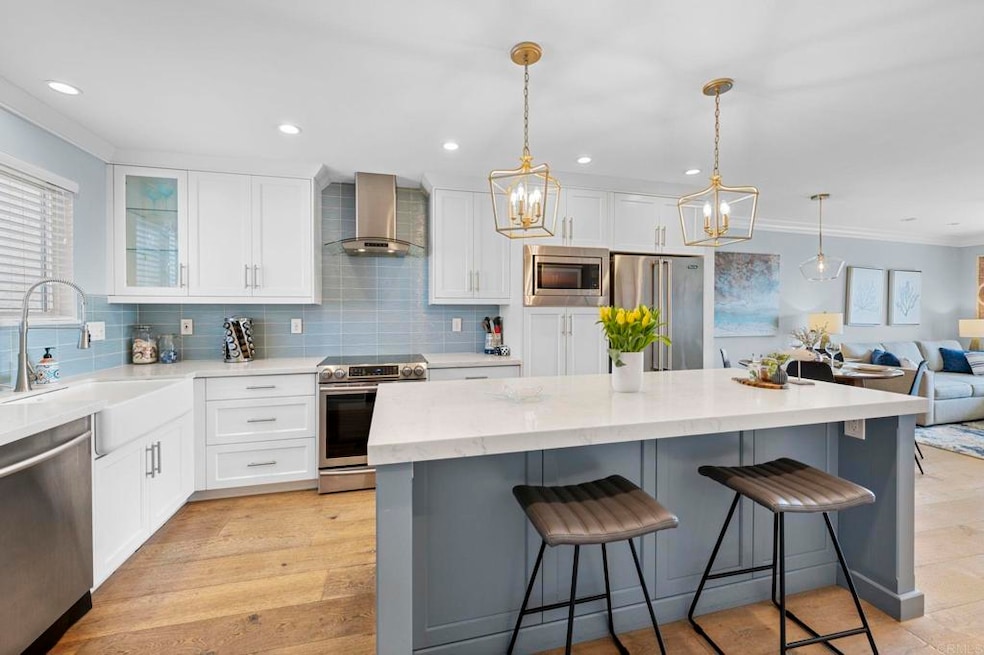 908 Caminito Madrigal unit D, Carlsbad, CA 92011 - photo 1