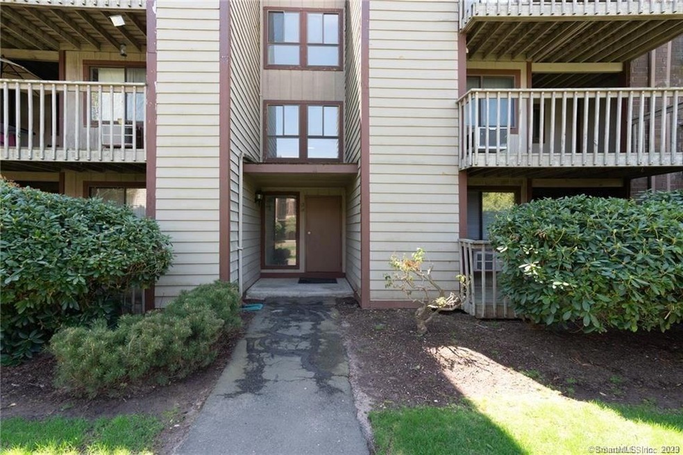 Breezewood Condominiums unit 14, East Haven, CT 06512 - photo 1