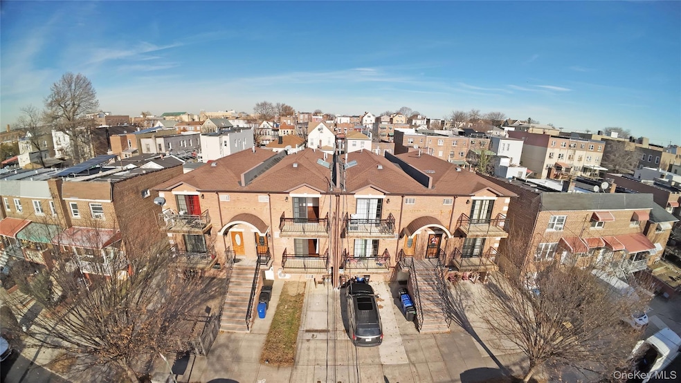 931 E 215th St unit 2, Bronx, NY 10469 - photo 1