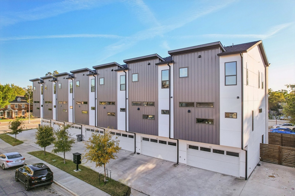 For Rent $3,300/month • Co-Listing Agent