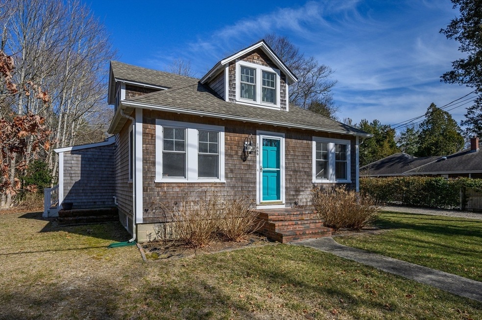 1666 Santuit Newtown Rd, Cotuit, MA 02635 - photo 1