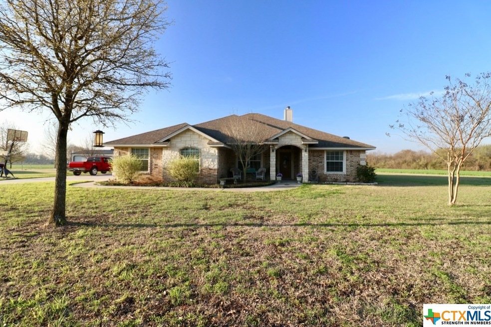 1075 Moores Mill Rd, Temple, TX 76501 - photo 1