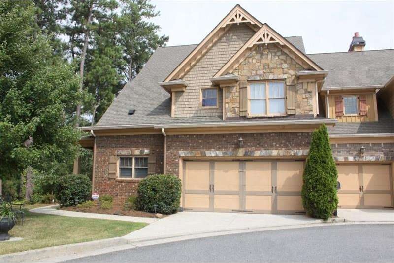 Stunning townhome in Johns Creek