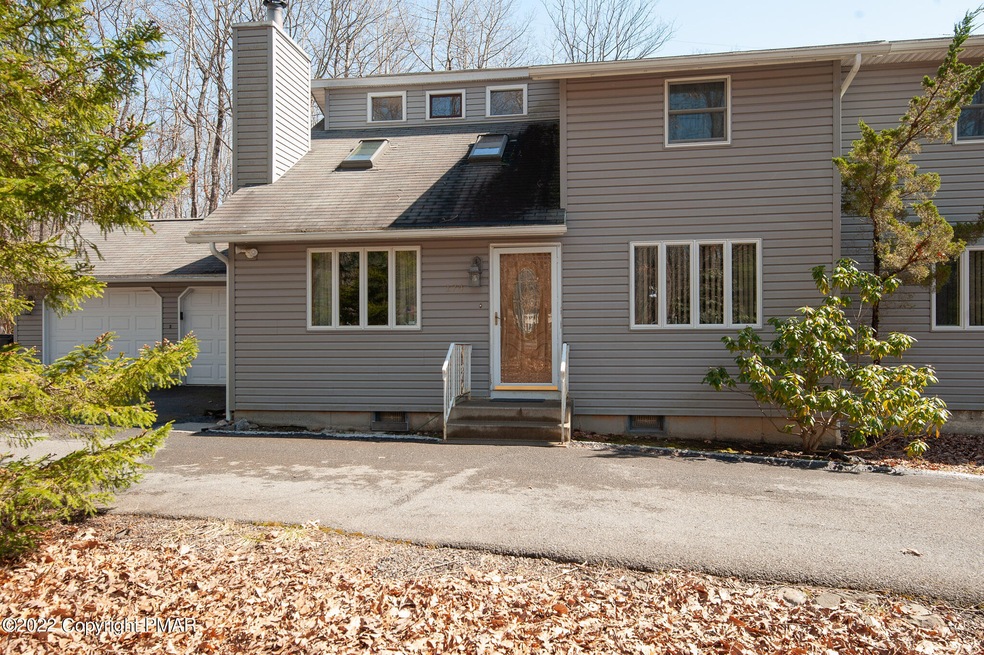 174 Starlight Dr, Effort, PA 18330 - photo 1