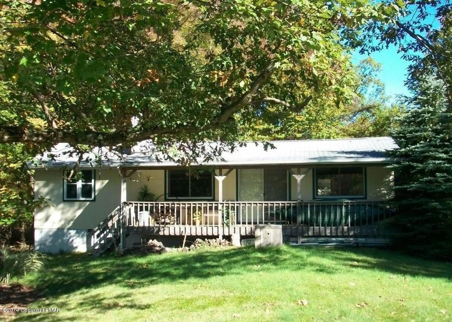 368 N Shore Dr, Albrightsville, PA 18210 - photo 1