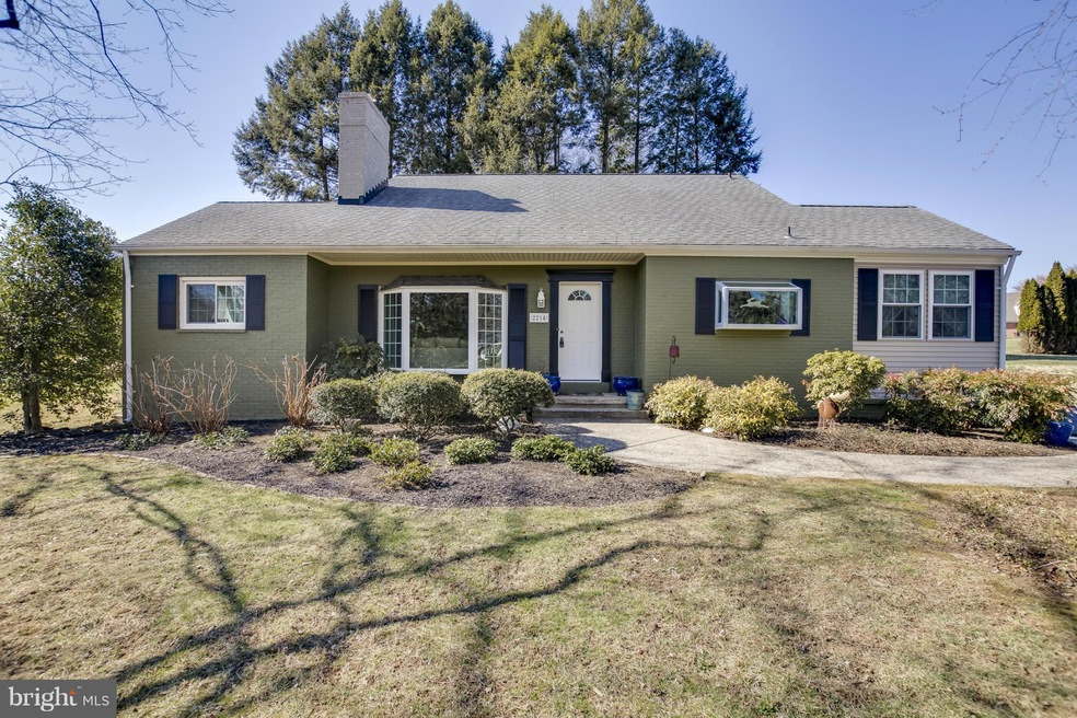 2214 Westridge Rd, Lutherville Timonium, MD 21093 - photo 1