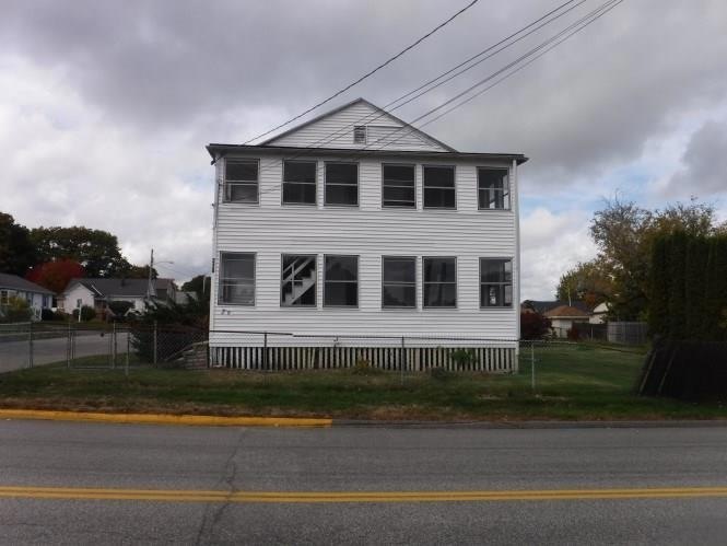 238 Hill St, Biddeford, ME 04005 - photo 1