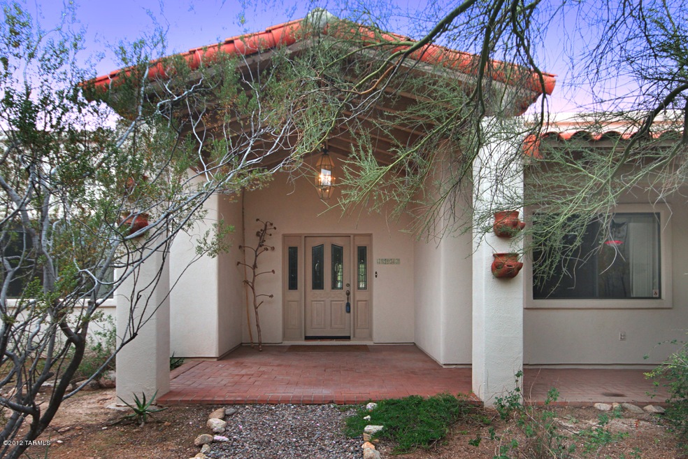 Expansive covered front enrty